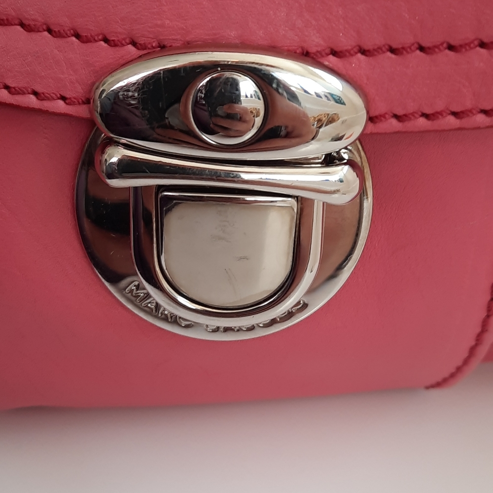 Marc Jacobs Designer Pink Satchel bag. - Picture 3 of 16